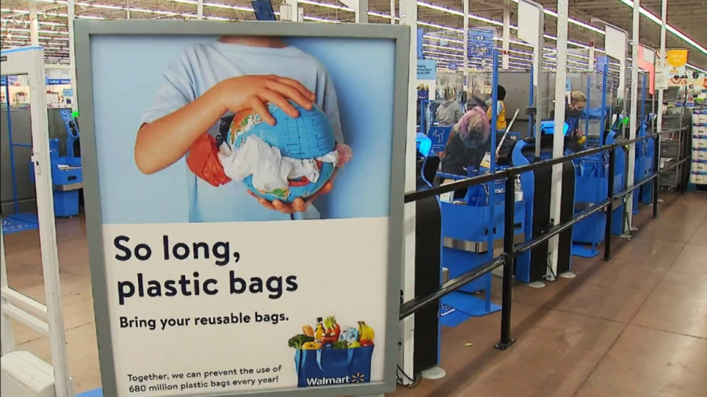Colorado Leads the Charge Against Plastic Pollution: The 2023 Plastic Bag Ban!