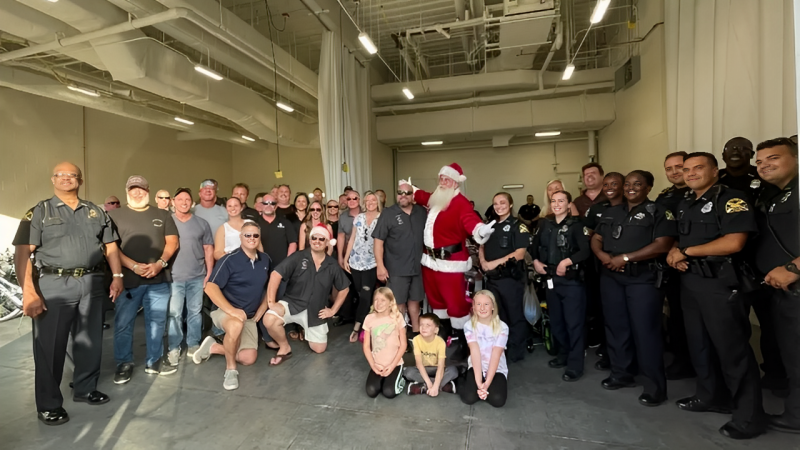 St. Pete Police and Fools Club Donated Over 500 Bicycles to Needy Kids as Christmas Gifts!