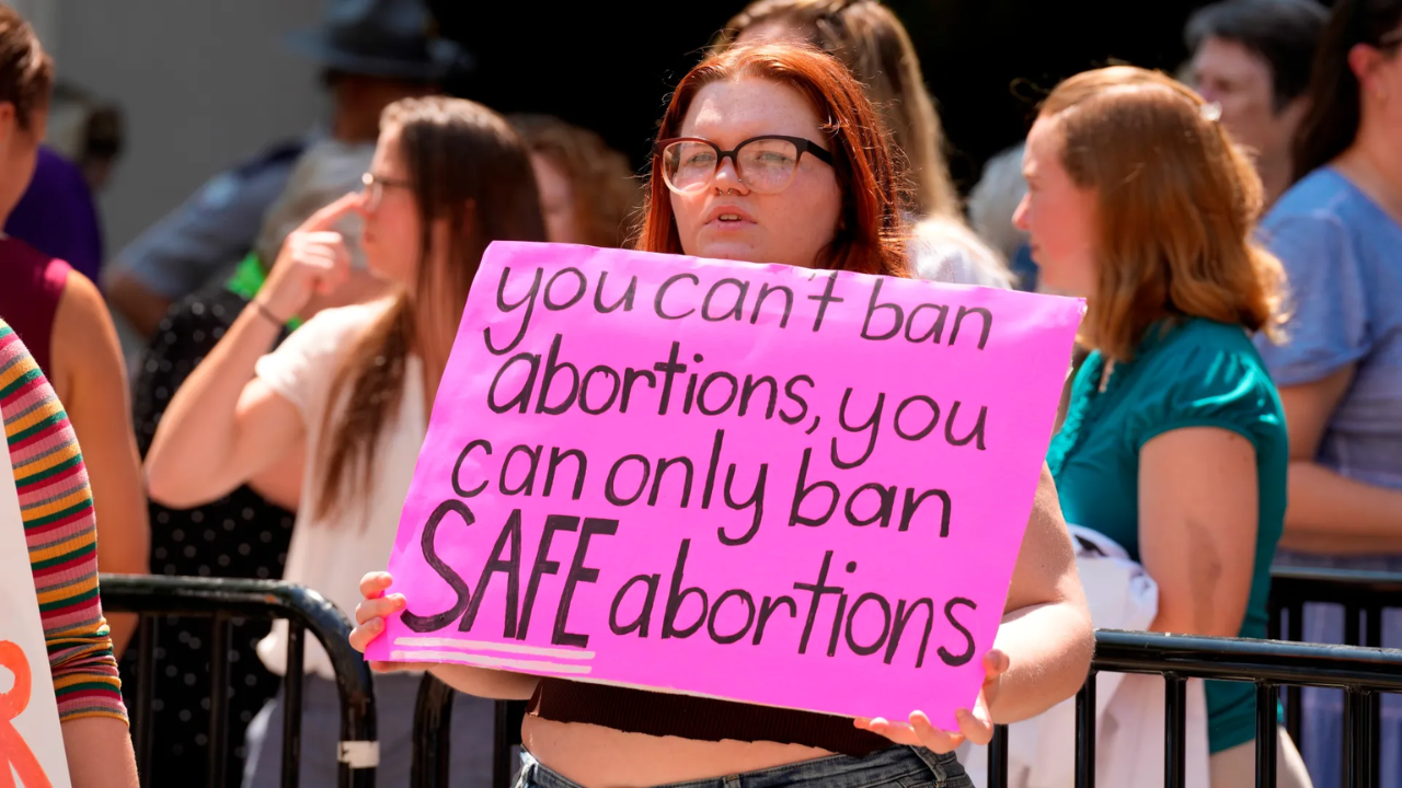 Texas Supreme Court Temporarily Blocks Emergency Abortion Order!