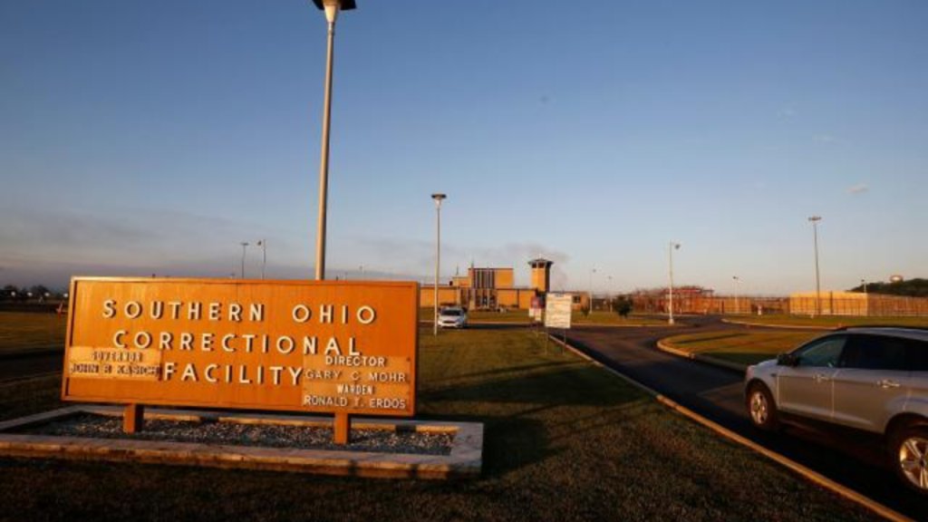 An Ohio Guy Who Spent 55 Days in A Dry Cell in Jail Claims It Felt "Like a Dog Cage"!