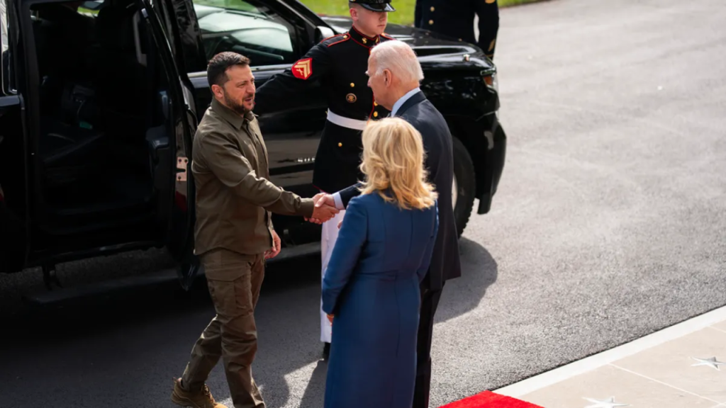 Zelenskyy Visits Capitol Hill Amid Biden's Ukraine Aid Package Uncertainty!