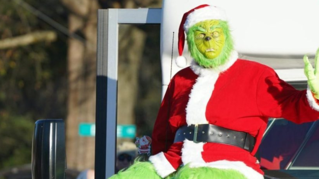 Grinch Catches Florida Woman for Lying About Gift Theft and Ridiculed!