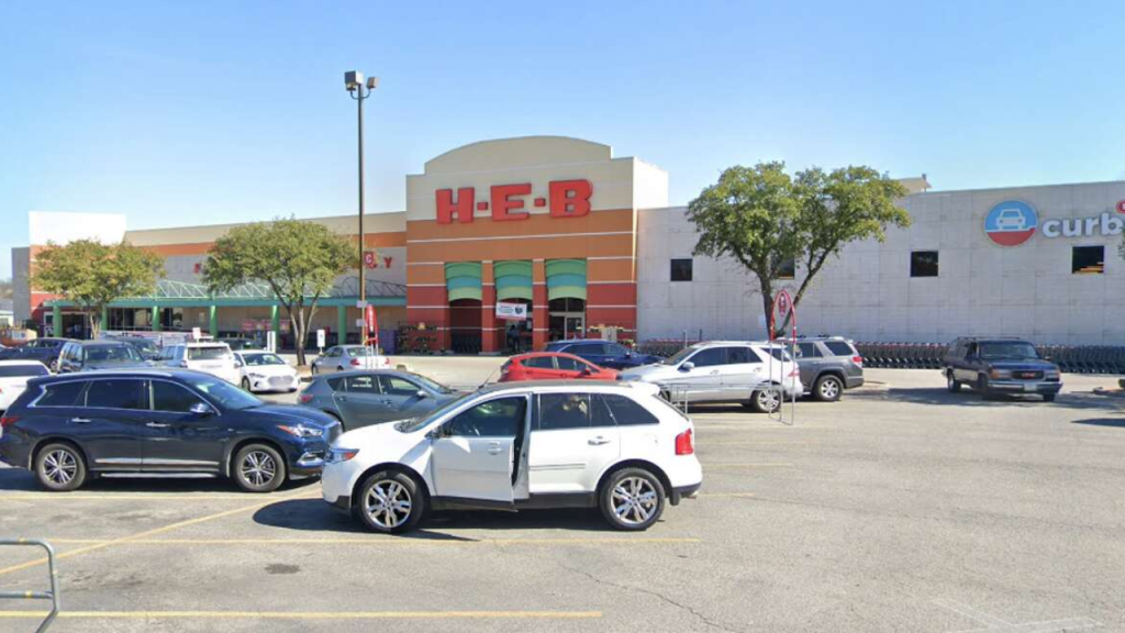 H-E-B Curbside Order Worth $1,000 Stolen from Texas Mother!