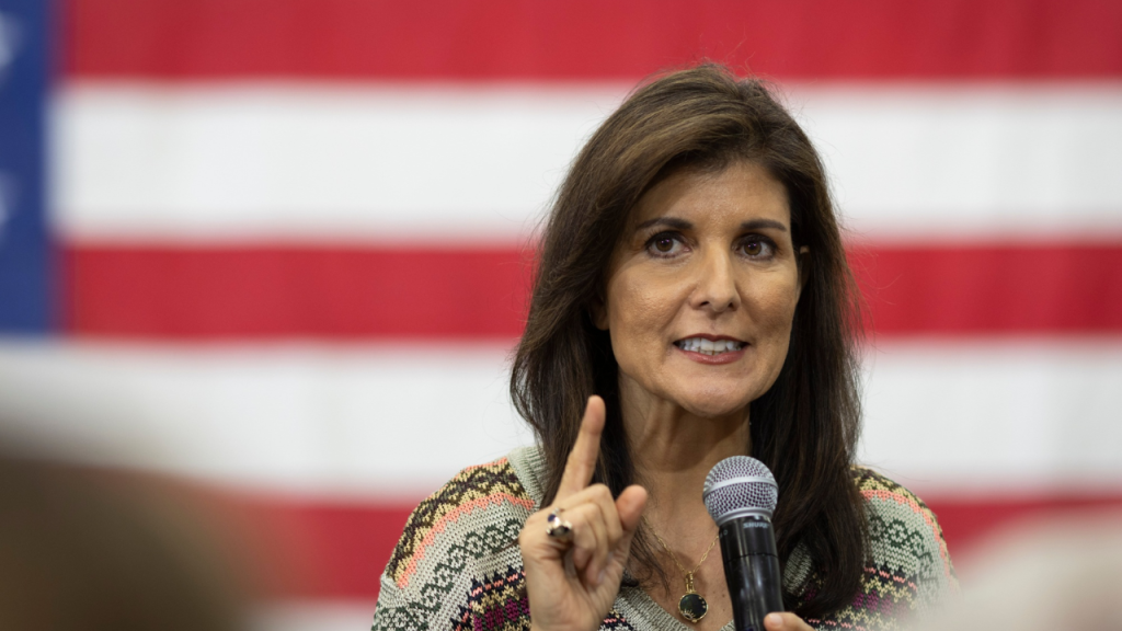 Trump Takes Aim at Nikki Haley's Billionaire Backers; Haley Turns the Tables with Confidence!