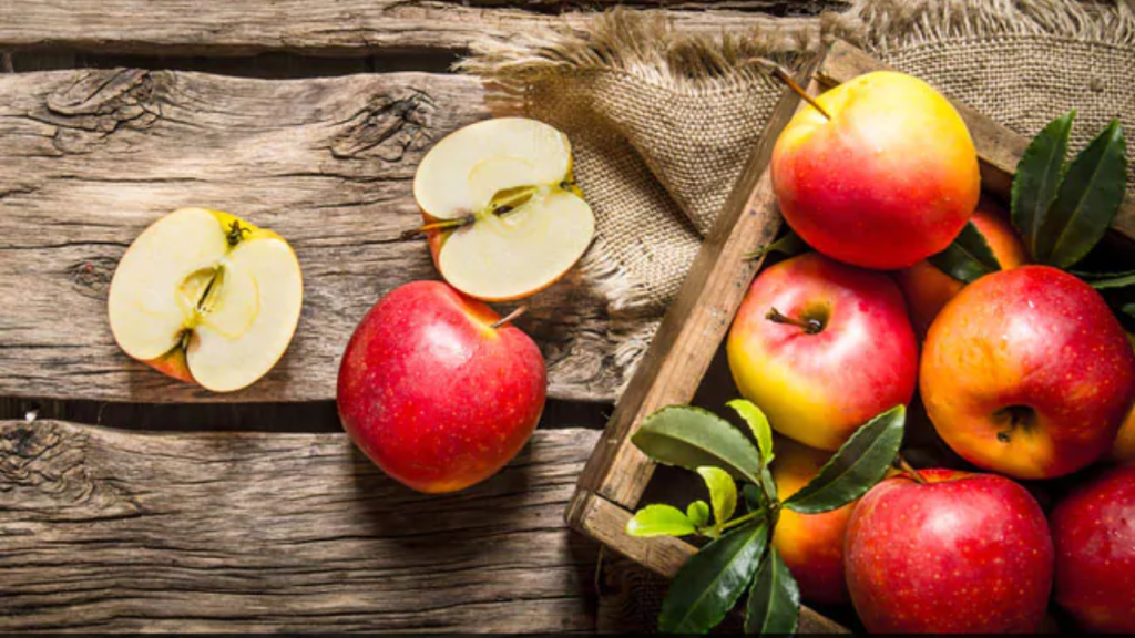 Unveiling the Hidden Health Benefits of Apples, You Might Not Be Aware Of!