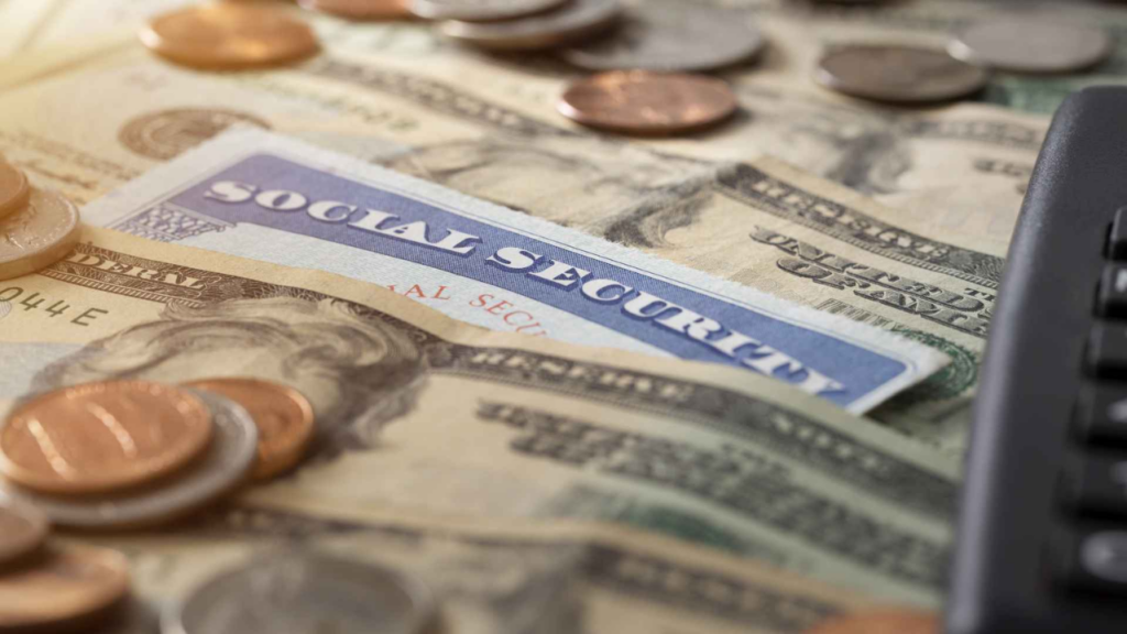 Unlocking Secrets: 6 Strategies for Boosting Your Social Security Benefits in Retirement!
