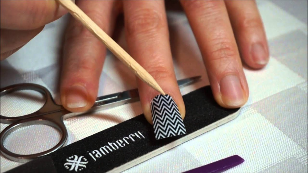 How-to Put-on Nail Polish Strips at Home!