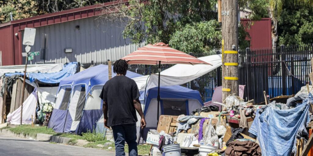 Stockton Homeless Shelter Displacement 72-hour Evacuation Notice Given to Tent Dwellers