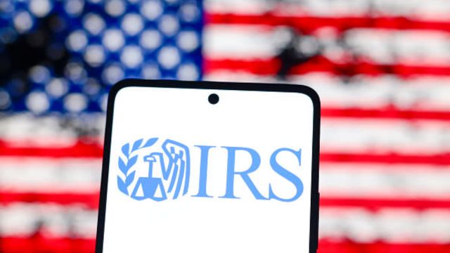 IRS Warns Retirees 2024 Tax Deadline Is Fast Approaching (1)