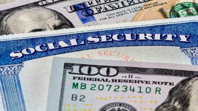 Social Security Payment Update Why Your December Check is Coming Late This Year (1)