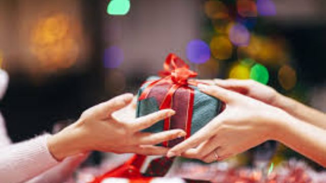 Social Security's Year-End Gift See When Your Christmas Deposit Hits on This Day (1)